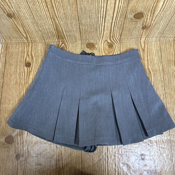 Rebil Pleated Tennis Mini Skirt Women’s Size Large NWT Shorts Under - Picture 3 of 15